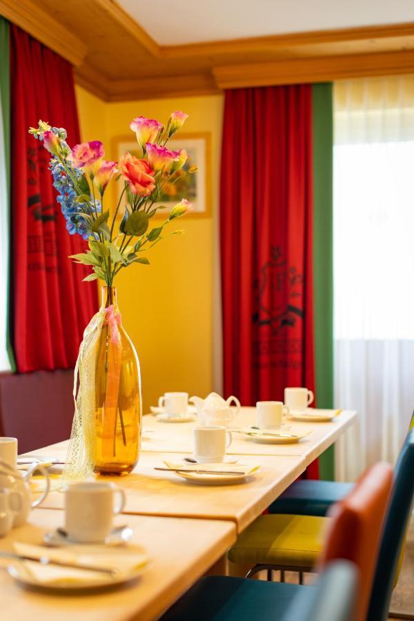Mara'S Little Boutique Sleepover - Budget Holiday Home Kaprun Buitenkant foto