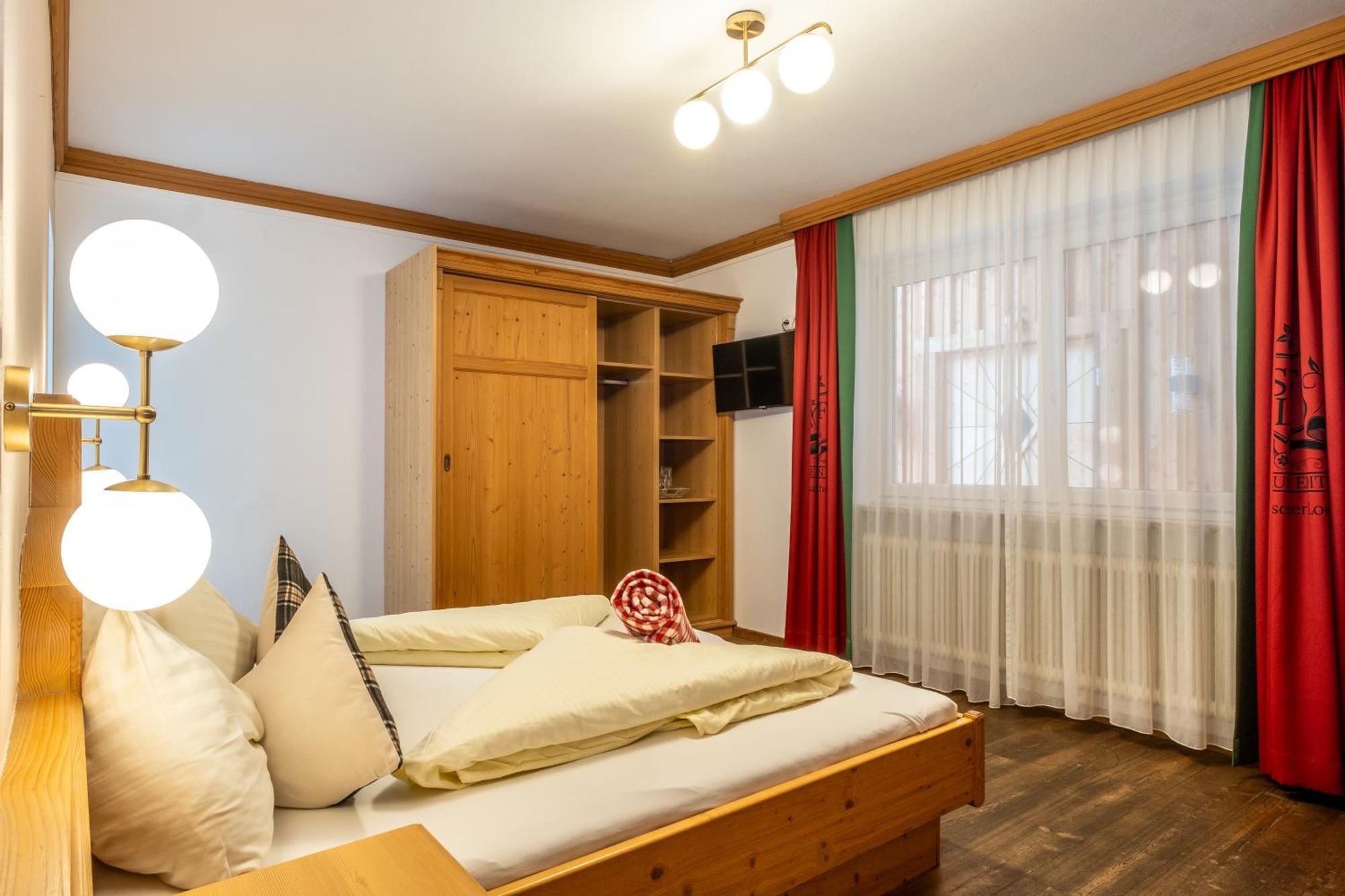 Mara'S Little Boutique Sleepover - Budget Holiday Home Kaprun Kamer foto