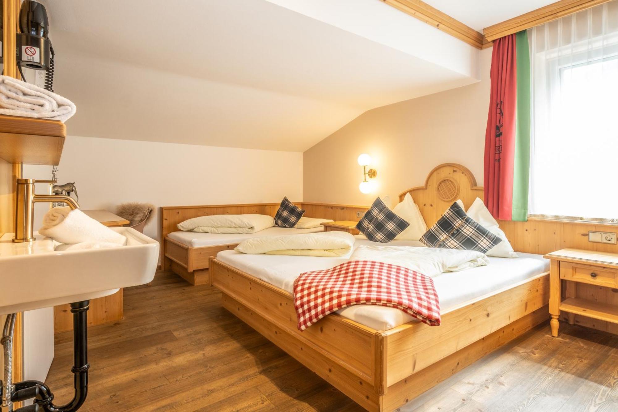 Mara'S Little Boutique Sleepover - Budget Holiday Home Kaprun Buitenkant foto